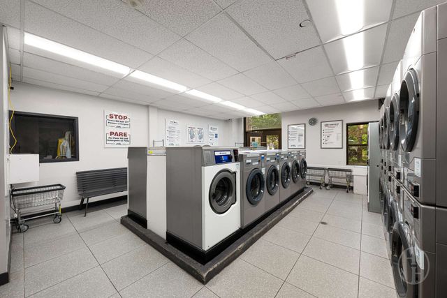 300 W 110th St Apt 6H, New York City, NY 10026