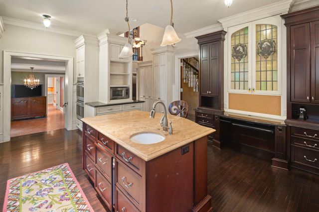 4649 E Lake Harriet Parkway, Minneapolis, MN 55419