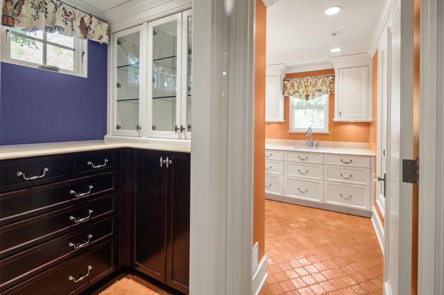 4649 E Lake Harriet Parkway, Minneapolis, MN 55419