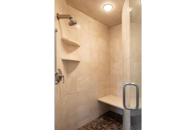 4649 E Lake Harriet Parkway, Minneapolis, MN 55419