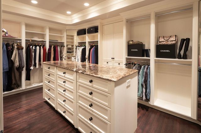 4649 E Lake Harriet Parkway, Minneapolis, MN 55419