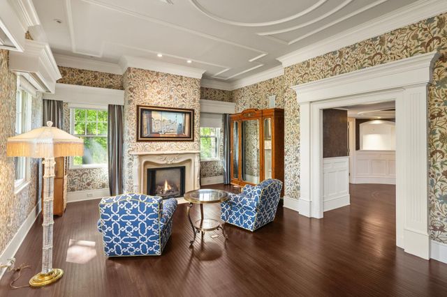 4649 E Lake Harriet Parkway, Minneapolis, MN 55419