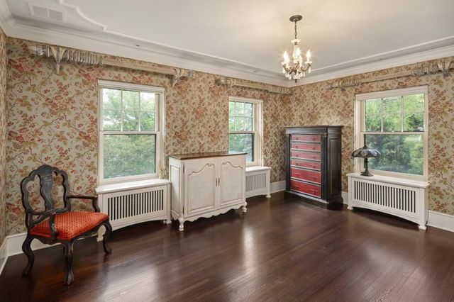 4649 E Lake Harriet Parkway, Minneapolis, MN 55419