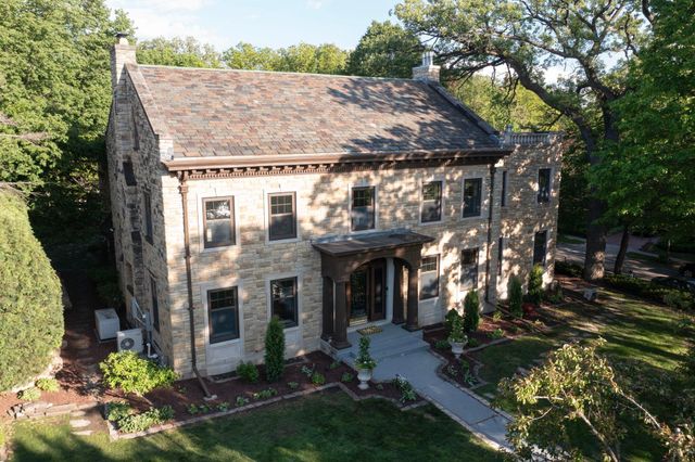 4649 E Lake Harriet Parkway, Minneapolis, MN 55419