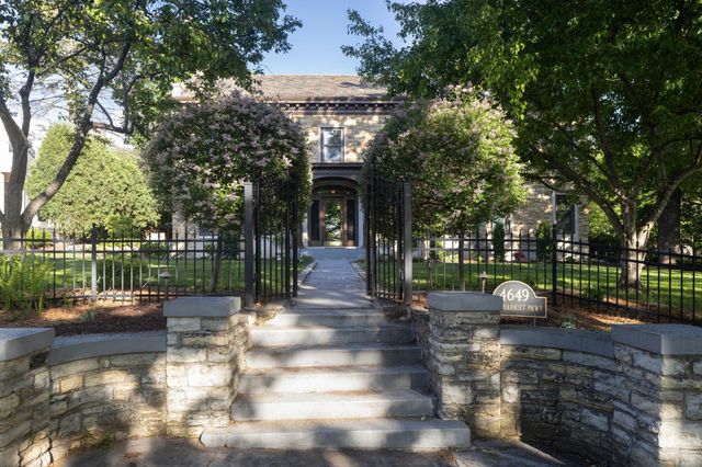 4649 E Lake Harriet Parkway, Minneapolis, MN 55419