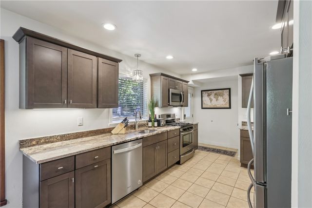 3316 Leechburg Rd, Lower Burrell, PA 15068