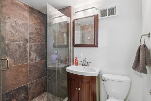 3316 Leechburg Rd, Lower Burrell, PA 15068