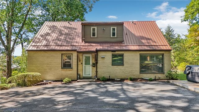 3316 Leechburg Rd, Lower Burrell, PA 15068