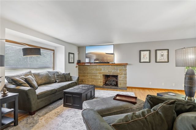 3316 Leechburg Rd, Lower Burrell, PA 15068