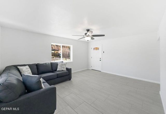 143 COURCHESNE Road, El Paso, TX 79922