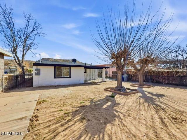 143 COURCHESNE Road, El Paso, TX 79922