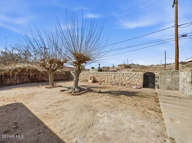 143 COURCHESNE Road, El Paso, TX 79922