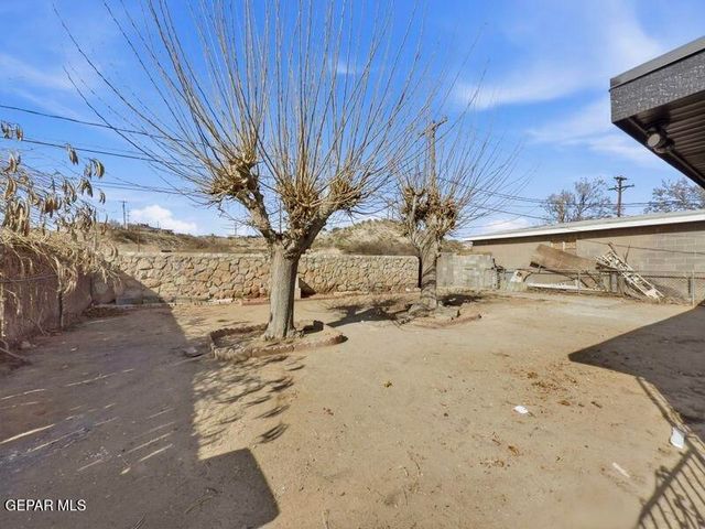 143 COURCHESNE Road, El Paso, TX 79922