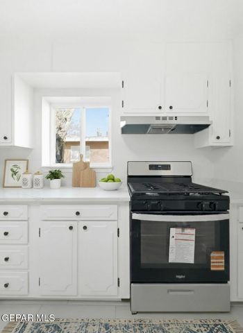 143 COURCHESNE Road, El Paso, TX 79922