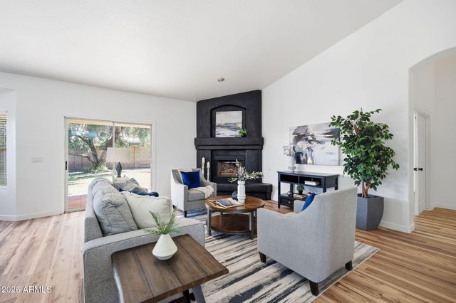 11446 W CLOVER Way, Avondale, AZ 85392