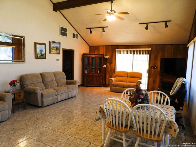 3078 Goat Hill Road, Lakehills, TX 78063