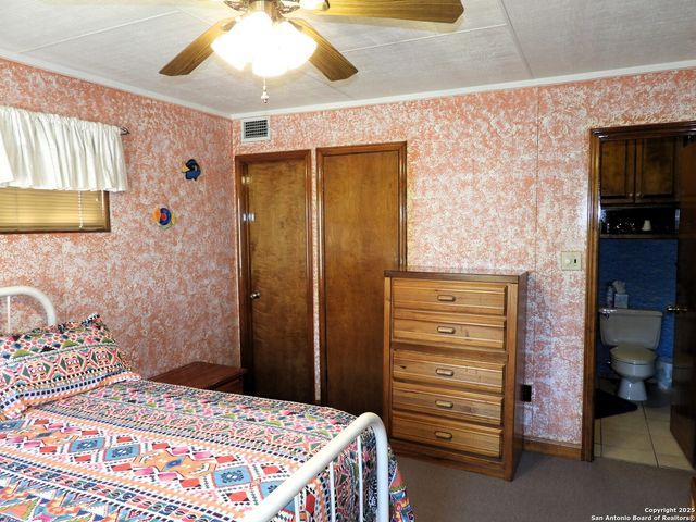 3078 Goat Hill Road, Lakehills, TX 78063