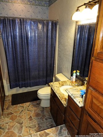 3078 Goat Hill Road, Lakehills, TX 78063