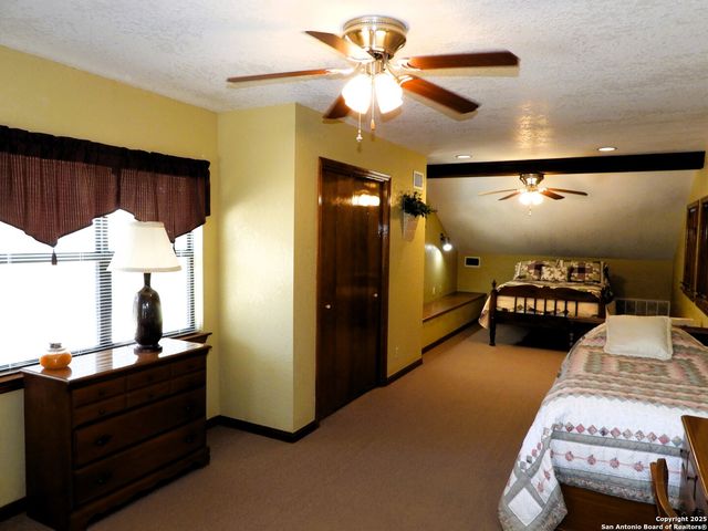 3078 Goat Hill Road, Lakehills, TX 78063