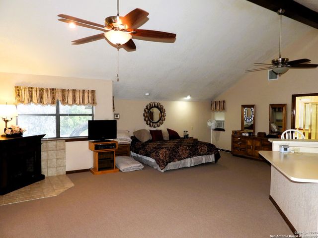 3078 Goat Hill Road, Lakehills, TX 78063