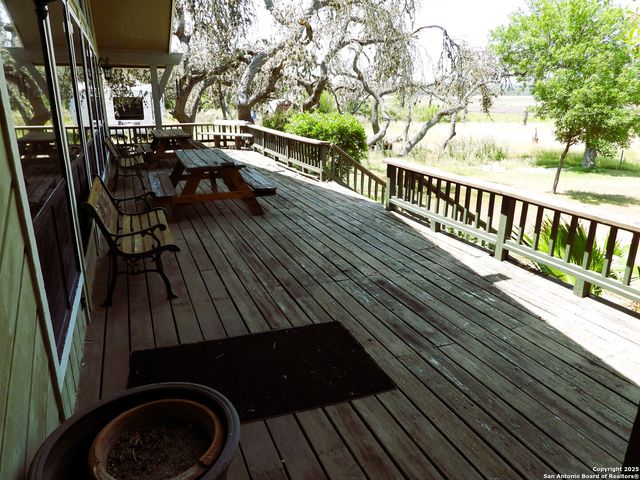 3078 Goat Hill Road, Lakehills, TX 78063
