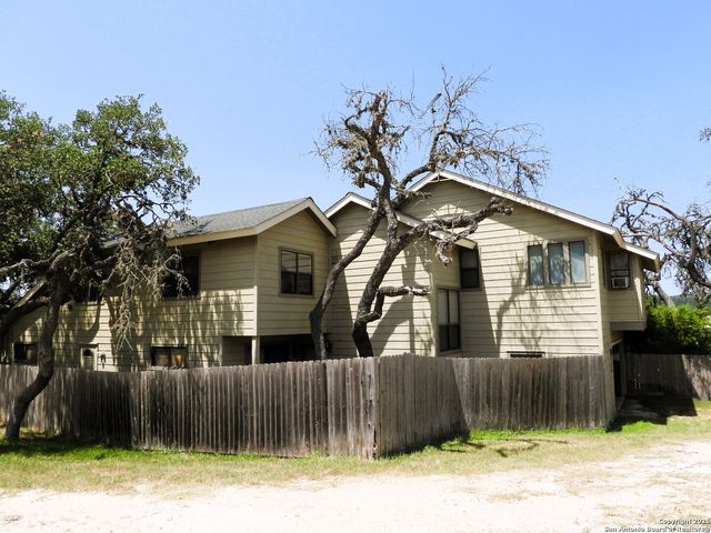 3078 Goat Hill Road, Lakehills, TX 78063