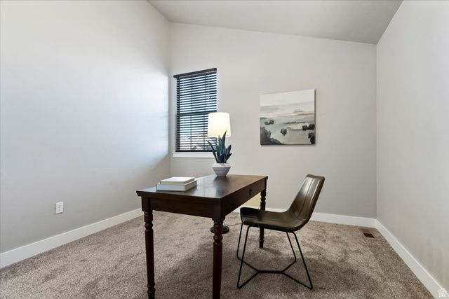 1933 W 2295 S, Woods Cross, UT 84087