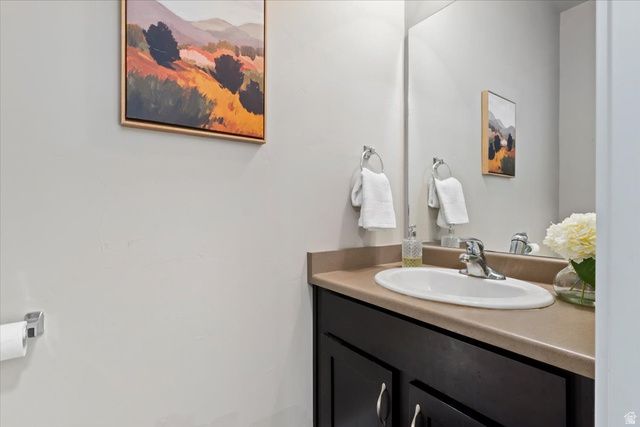 1933 W 2295 S, Woods Cross, UT 84087