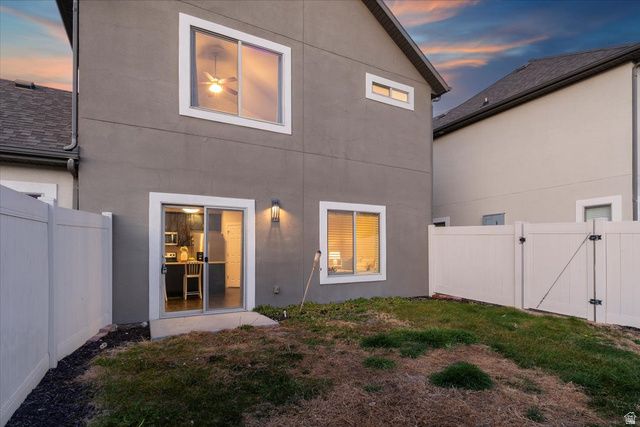 1933 W 2295 S, Woods Cross, UT 84087