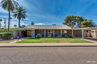 2645 E GLENROSA Avenue, Phoenix, AZ 85016