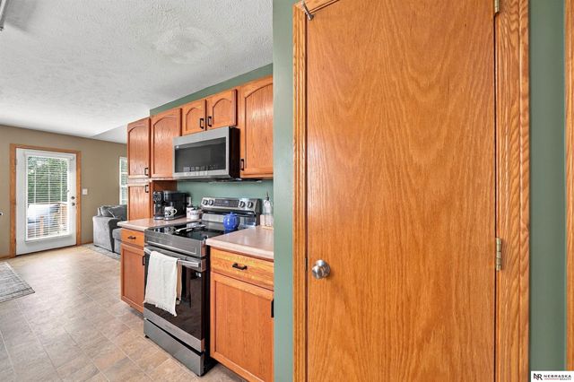 1849 NW Faesy Place, Lincoln, NE 68528