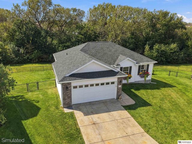 1849 NW Faesy Place, Lincoln, NE 68528