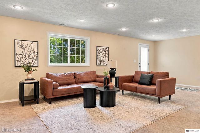 1849 NW Faesy Place, Lincoln, NE 68528