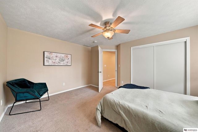 1849 NW Faesy Place, Lincoln, NE 68528