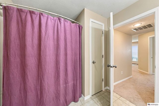 1849 NW Faesy Place, Lincoln, NE 68528
