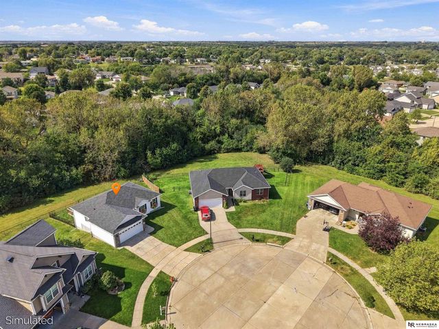 1849 NW Faesy Place, Lincoln, NE 68528