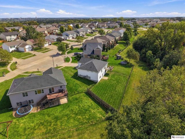 1849 NW Faesy Place, Lincoln, NE 68528