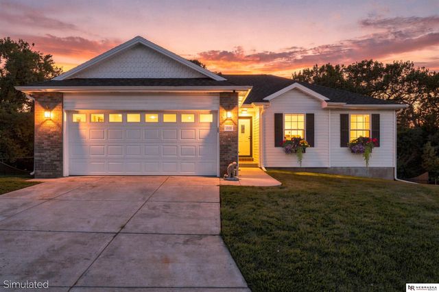 1849 NW Faesy Place, Lincoln, NE 68528