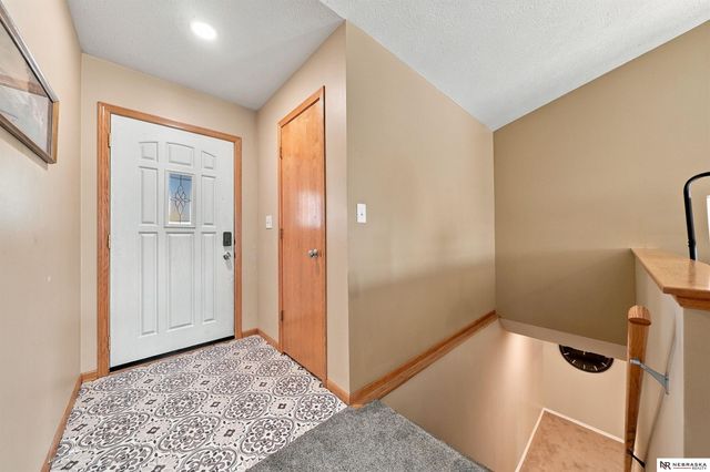 1849 NW Faesy Place, Lincoln, NE 68528