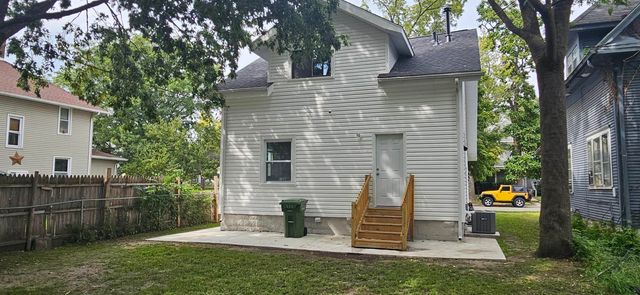 510 Courtland, Waterloo, IA 50703