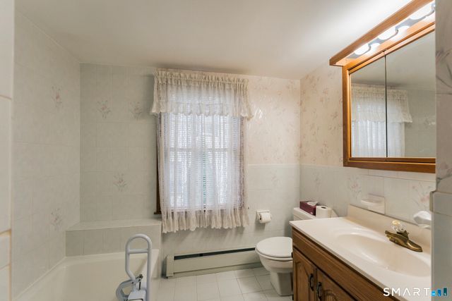 90 White Avenue, West Hartford, CT 06119