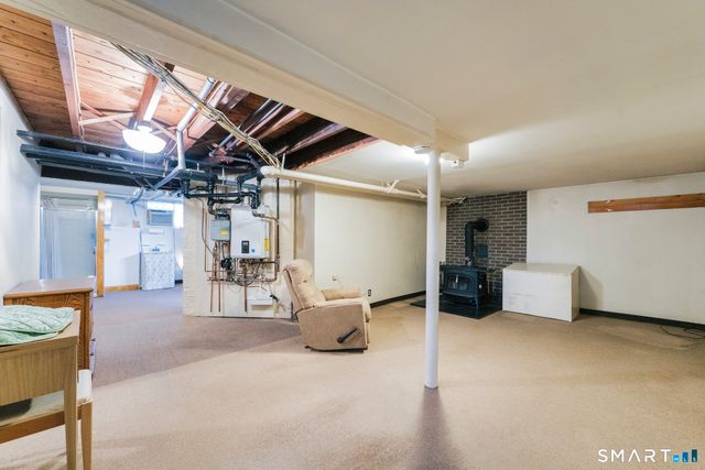 90 White Avenue, West Hartford, CT 06119