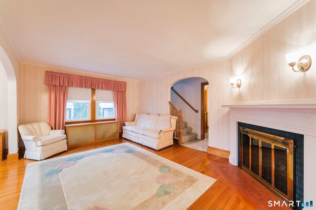 90 White Avenue, West Hartford, CT 06119