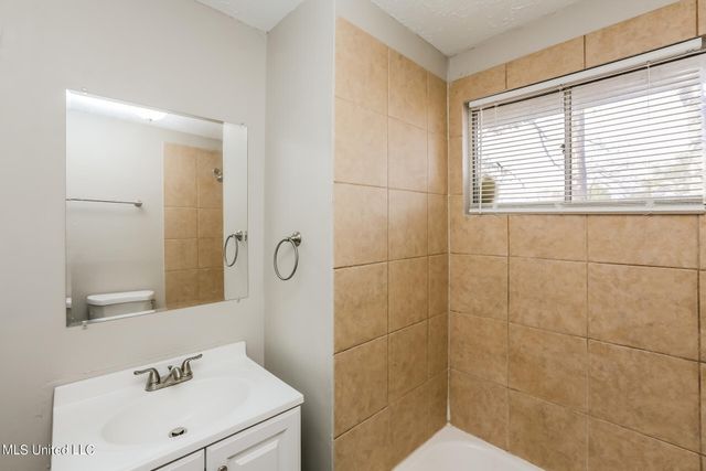 620 Heather Lane, Jackson, MS 39206