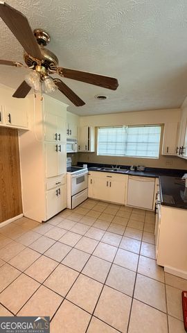 203 Salem Drive NW, Rome, GA 30165