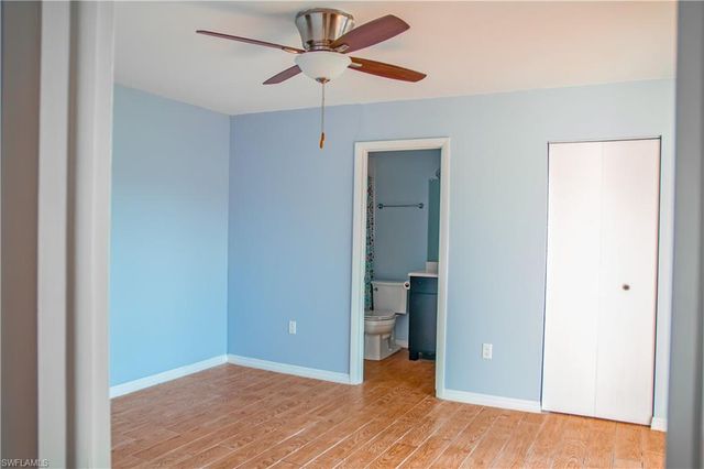 148 Lake Point Ln, Naples, FL 34112