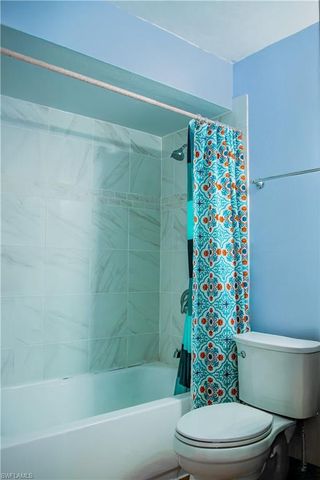 148 Lake Point Ln, Naples, FL 34112