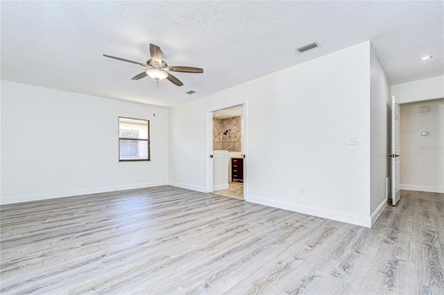 9731 62ND AVENUE N, St Petersburg, FL 33708