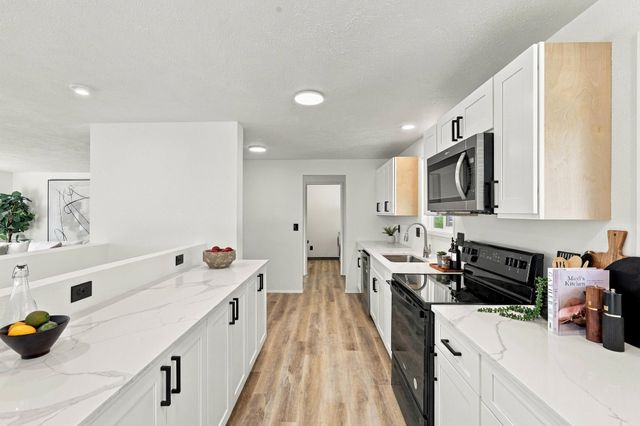 14706 E 24th Ave, Spokane Valley, WA 99037