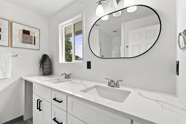 14706 E 24th Ave, Spokane Valley, WA 99037